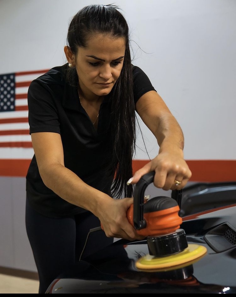 A Complete Guide to Painting Your Car After an Accident